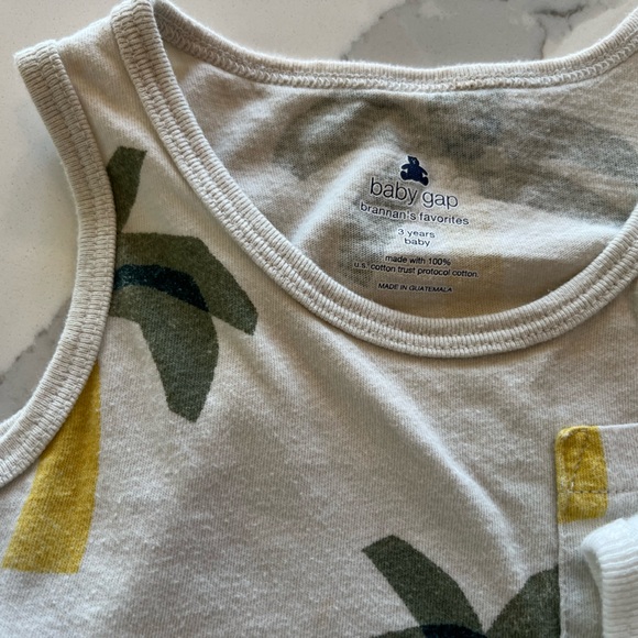 Boys 3T BabyGap Tank Bundle - Picture 4 of 4